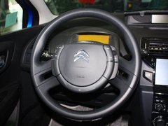 2013款 两厢 1.6L 手动 乐尚型