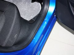 2013款 两厢 1.6L 手动 乐尚型