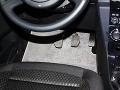 2013款 两厢 1.6L 手动 乐尚型