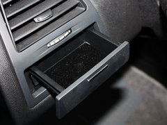 2013款 两厢 1.6L 手动 乐尚型