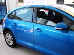 2013款 两厢 1.6L 手动 乐尚型