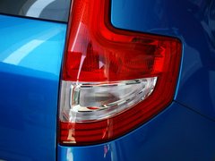 2013款 两厢 1.6L 手动 乐尚型