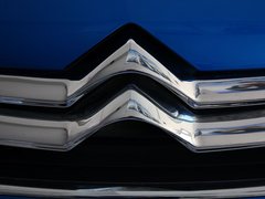 2013款 两厢 1.6L 手动 乐尚型