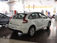 2013款 两厢 1.6L 自动 乐尚型