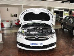 2013款 两厢 1.6L 自动 乐尚型