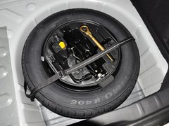 2013款 两厢 1.6L 自动 乐尚型