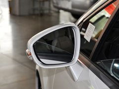 2013款 两厢 1.6L 自动 乐尚型