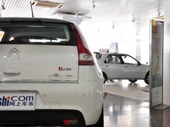 2013款 两厢 1.6L 自动 乐尚型