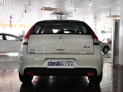 2013款 两厢 1.6L 自动 乐尚型