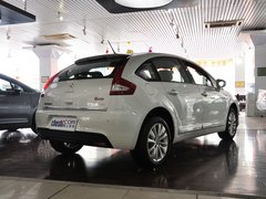 2013款 两厢 1.6L 自动 乐尚型