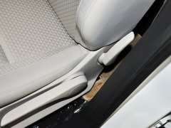 2013款 两厢 1.6L 自动 乐尚型