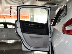 2013款 两厢 1.6L 自动 乐尚型
