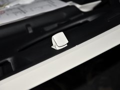 2013款 两厢 1.6L 自动 乐尚型