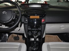 2013款 两厢 1.6L 自动 乐尚型