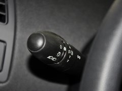 2013款 两厢 1.6L 自动 乐尚型