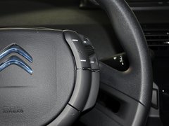 2013款 两厢 1.6L 自动 乐尚型