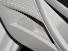2013款 两厢 1.6L 自动 乐尚型