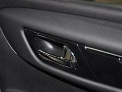 2013款 两厢 1.6L 自动 乐尚型