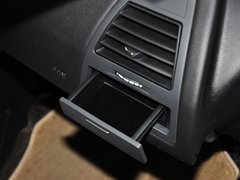 2013款 两厢 1.6L 自动 乐尚型