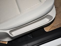 2013款 兩廂 1.6L 自動 樂尚型