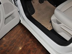2013款 兩廂 1.6L 自動 樂尚型