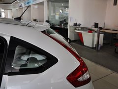 2013款 两厢 1.6L 自动 乐尚型