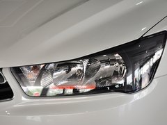 2013款 两厢 1.6L 自动 乐尚型