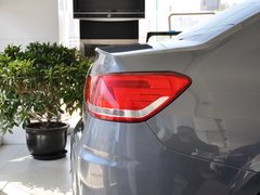 2013款 三厢 1.6L 自动 品尚型