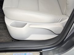 2013款 三厢 1.6L 自动 品尚型
