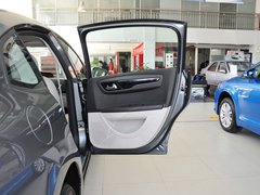 2013款 三厢 1.6L 自动 品尚型