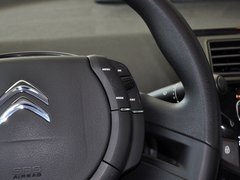 2013款 三厢 1.6L 自动 品尚型