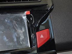 2013款 三厢 1.6L 自动 品尚型