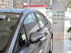 2013款 三厢 1.6L 自动 品尚型