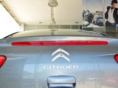 2013款 三厢 1.6L 自动 品尚型