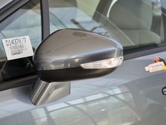 2013款 三厢 1.6L 自动 品尚型