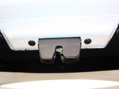 2013款 三厢 1.6L 自动 品享型