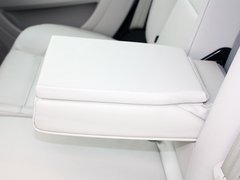 2013款 三厢 1.6L 自动 品享型