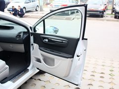 2013款 三厢 1.6L 自动 品享型