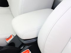 2013款 三厢 1.6L 自动 品享型