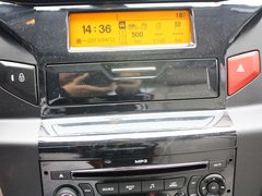 2013款 三厢 1.6L 自动 品享型