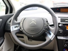 2013款 三厢 1.6L 自动 品享型