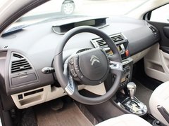 2013款 三厢 1.6L 自动 品享型