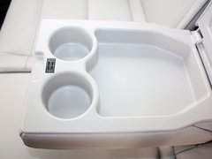 2013款 三厢 1.6L 自动 品享型