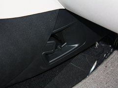 2013款 三厢 1.6L 自动 品享型