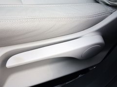 2013款 三厢 1.6L 自动 品享型