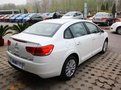 2013款 三厢 1.6L 自动 品享型