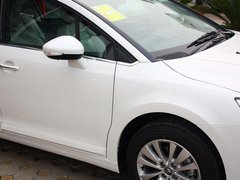 2013款 三厢 1.6L 自动 品享型