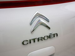 2013款 三厢 1.6L 自动 品享型