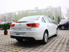 2013款 三厢 1.6L 自动 品享型