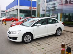 2013款 三厢 1.6L 自动 品享型